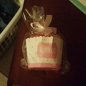 Cupcake wine socks 